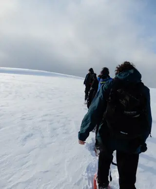Wandere durch die schöne Winterlandschaft von Nord-Norwegen